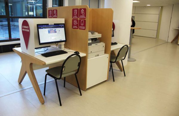 Bureaux sur mesure zone libre-service CAF