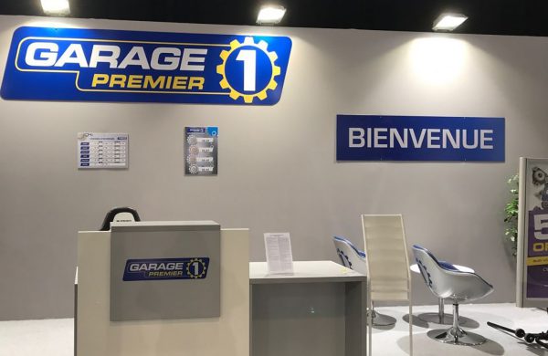 Comptoir accueil plaque signalétique garage Premier