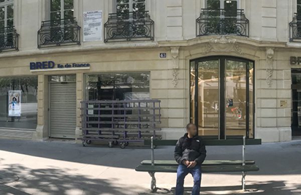Enseignes lettre boitier exterieures Bred