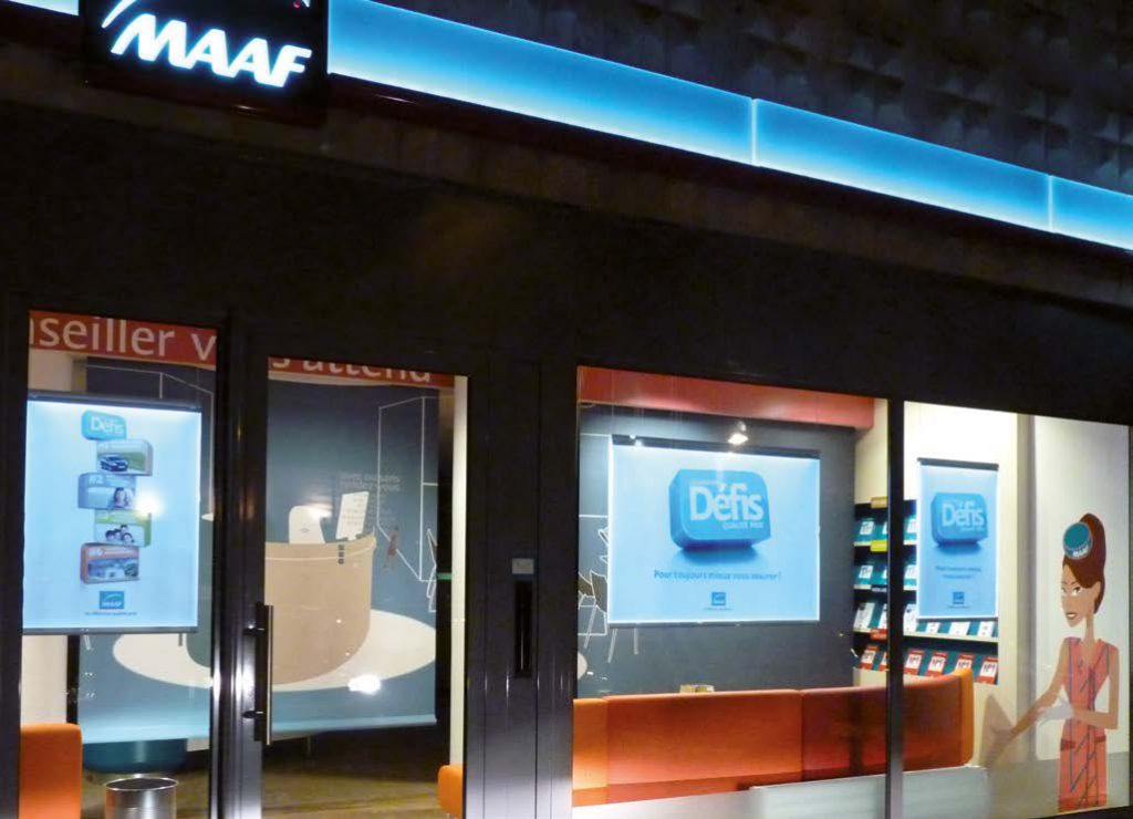 Porte-affiche LED de vitrine - MAAF