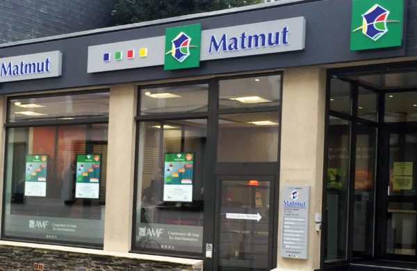 Porte-affiche LED de vitrine MATMUT