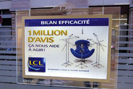 Porte-affiches de vitrine led pour LCL