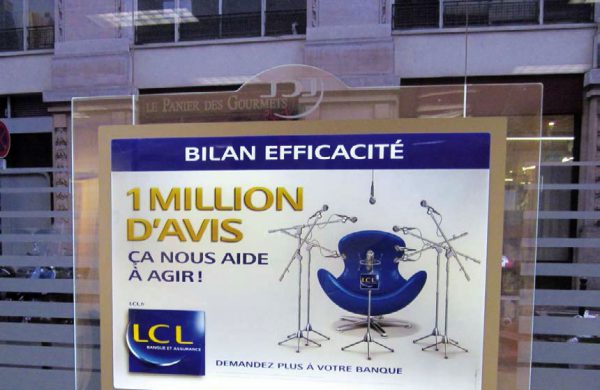 Porte affiches vitrine led LCL