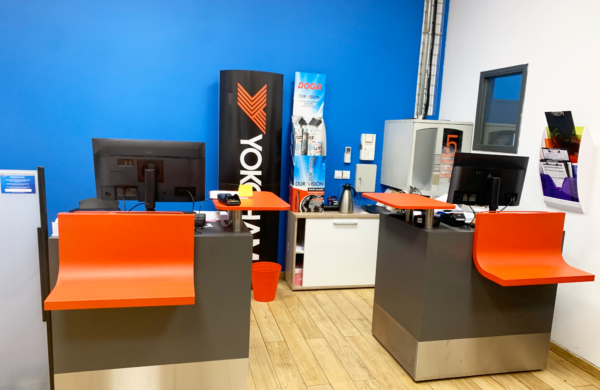 Mobilier pour les centres auto Speedy